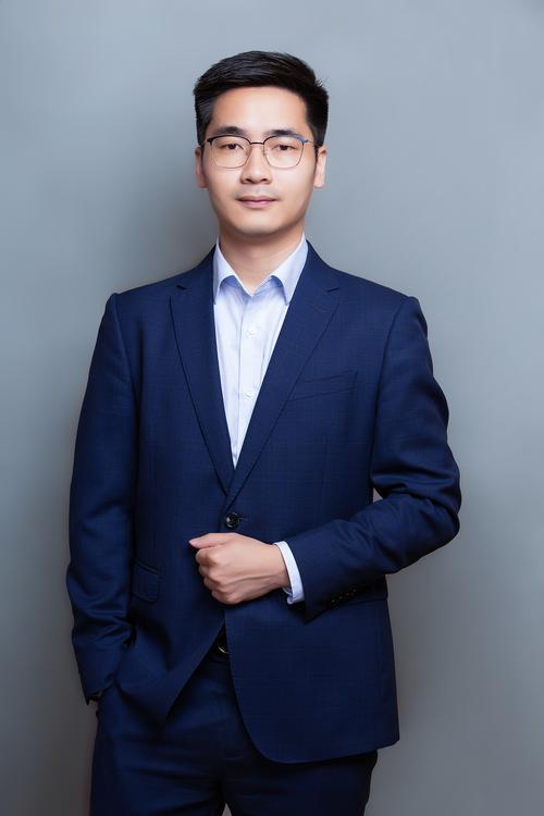 蒲晓华 灯光与摄影艺术负责人